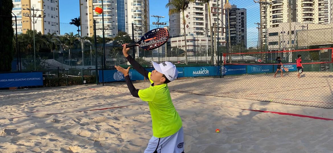 Beach-Tennis-Caio-Fernandes-campeao-sub-12