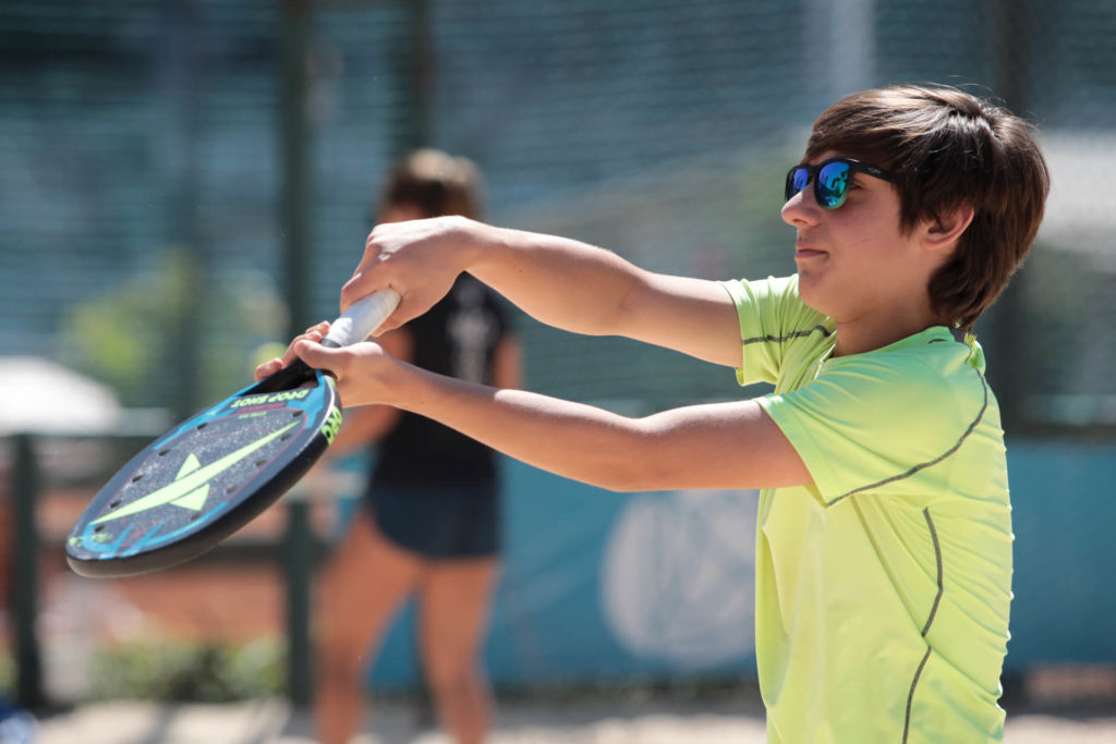 ccmc-viniciues-edu-beach-tennis