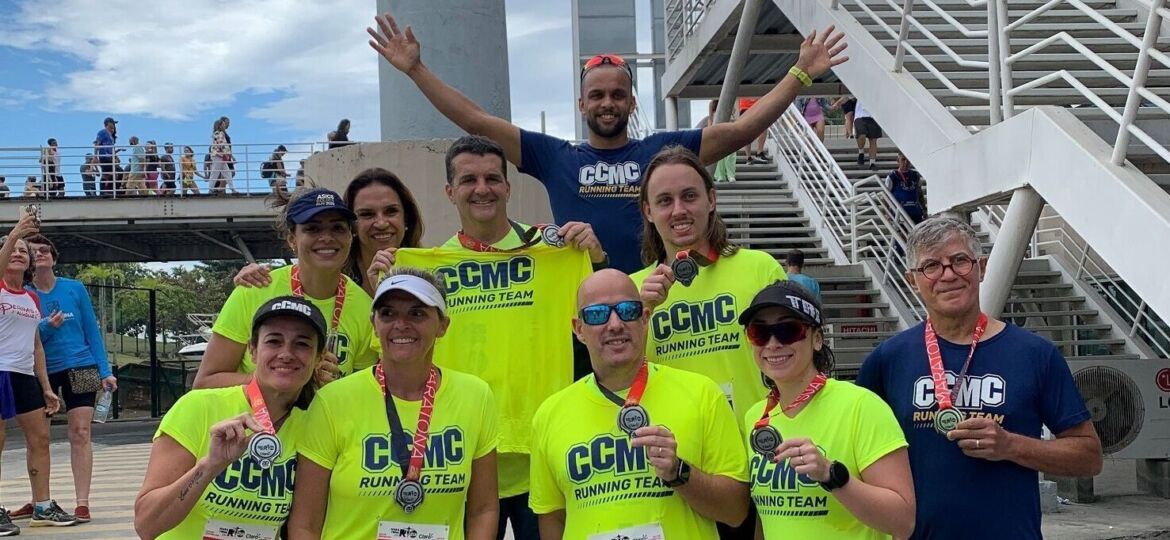 Foto - Integrantes da equipe de corrida do CCMC